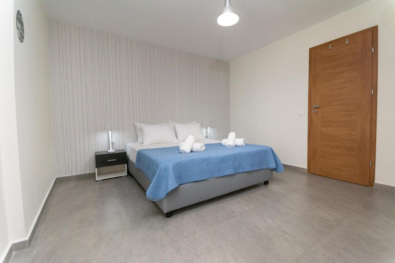 Spacious Fully Equipped 3Bd 2Bath Apt In The Heart Of City With Balconies Ac And Fast Wifi #1 Iraklio Eksteriør billede