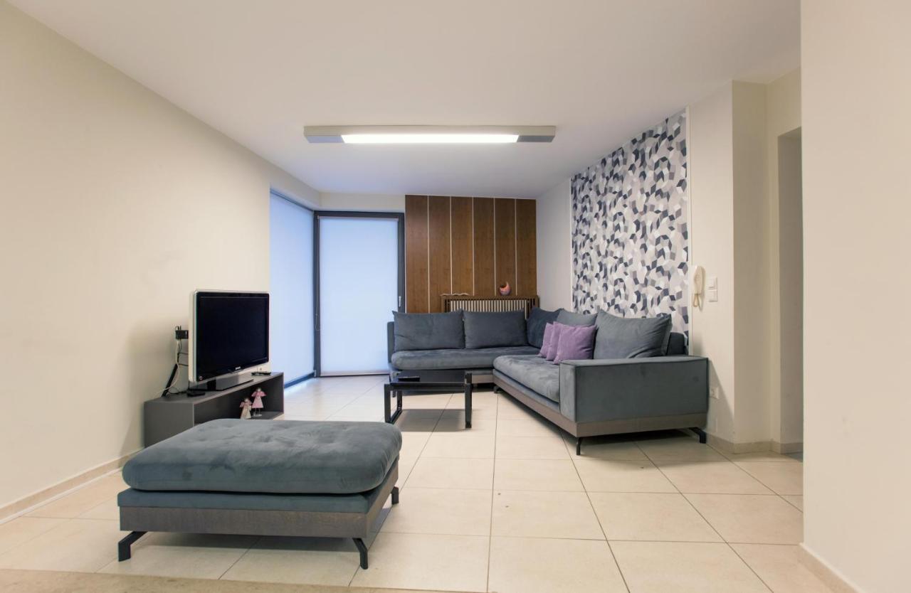 Spacious Fully Equipped 3Bd 2Bath Apt In The Heart Of City With Balconies Ac And Fast Wifi #1 Iraklio Eksteriør billede